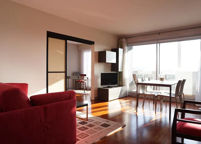 Paris 15 Apartment With Local Lifestyle